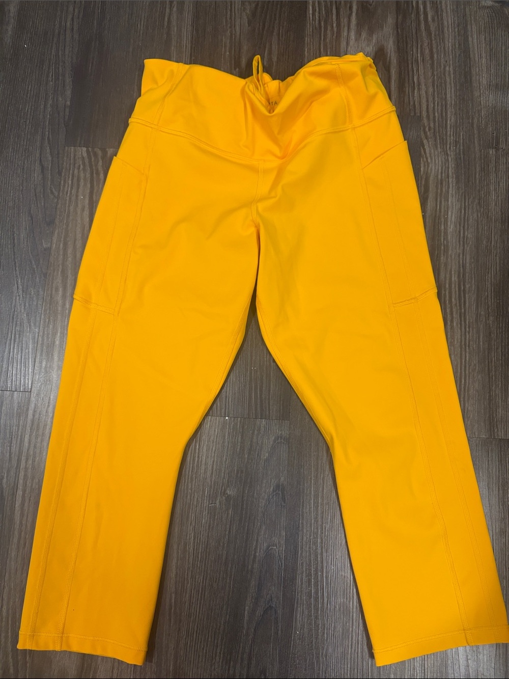 Athleta Bright Yellow Capri Pants